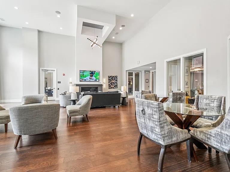 Golden Gate Residences