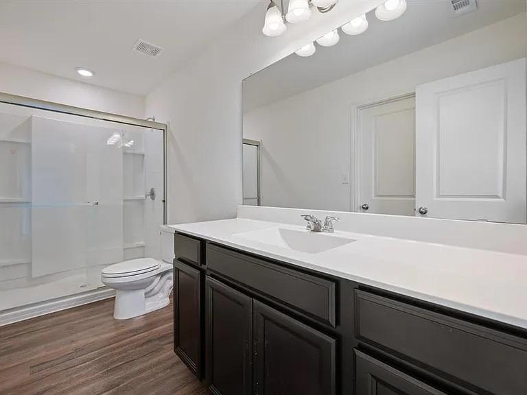 Whispering Pines Lodge